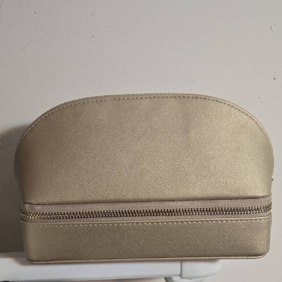 Beige Cosmetic and Jewelry  Pouch - Picture 10 of 12